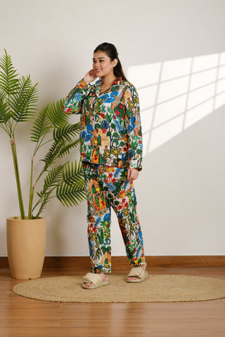 Summer pajamas
Winter pajamas
Fashionable loungewear